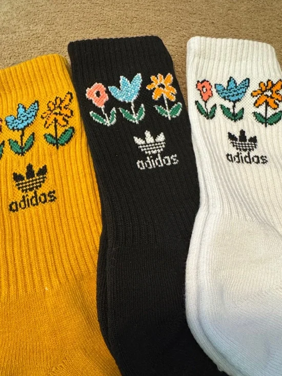 adidas Floral Crew Socks - Yellow, Black, White - Picture 4 of 4